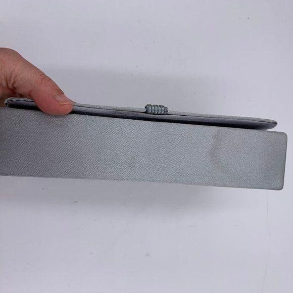 Lulu Townsend Silver Gray Clutch‎ - Picture 2 of 4